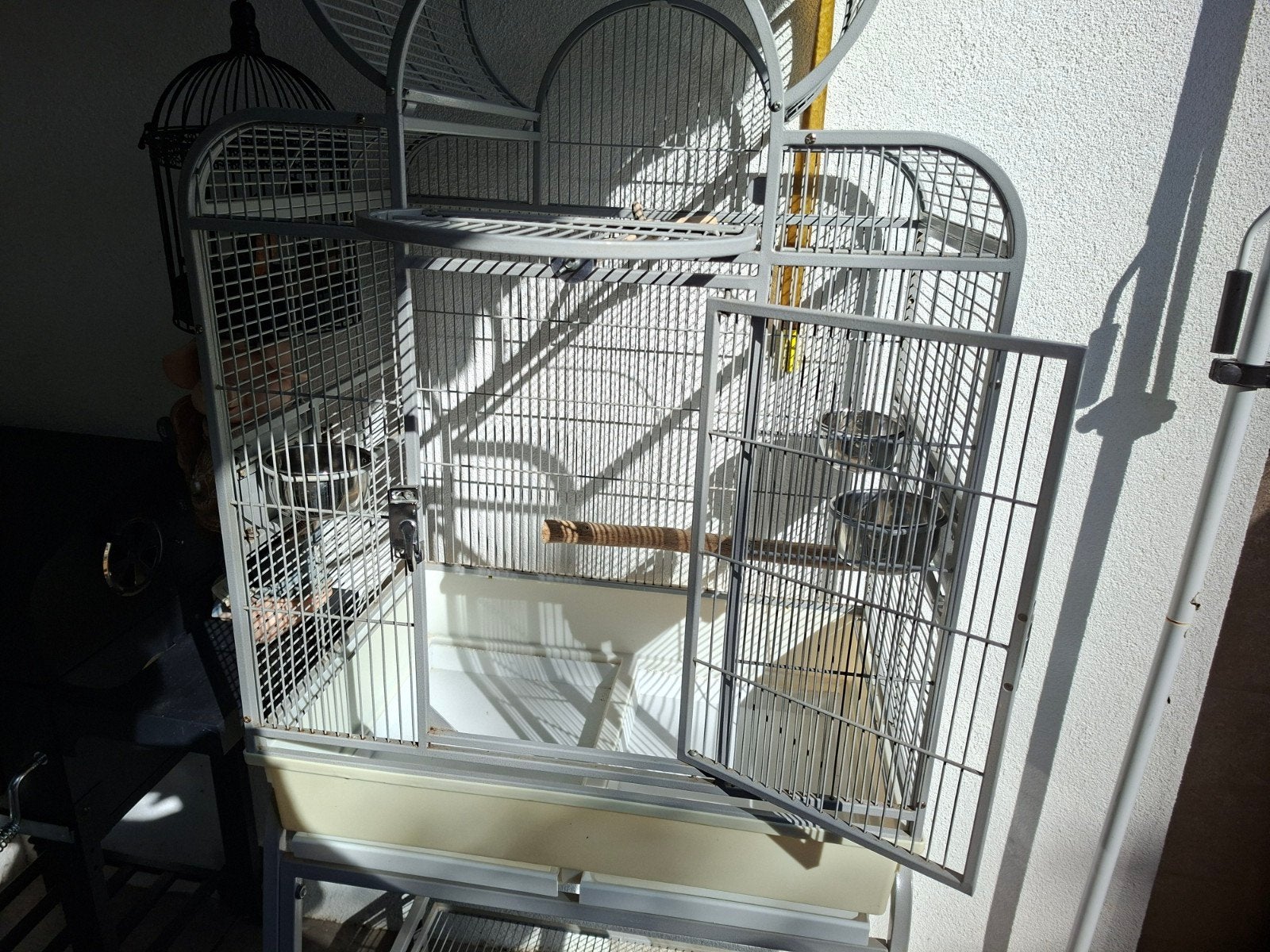 cage à perroquets/cage à oiseaux, Animaux & Accessoires, Oiseaux | Cages & Volières, Enlèvement, Comme neuf, Autres matériaux