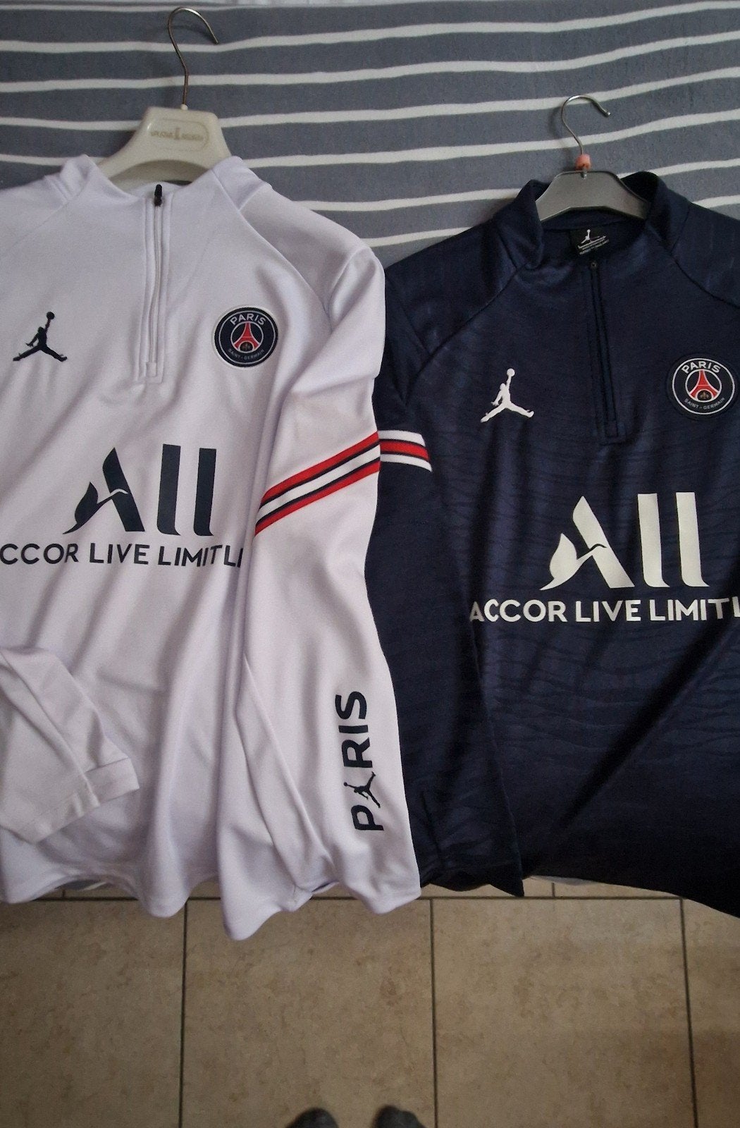 psg training complet taille L Neuf, Enlèvement, Bleu