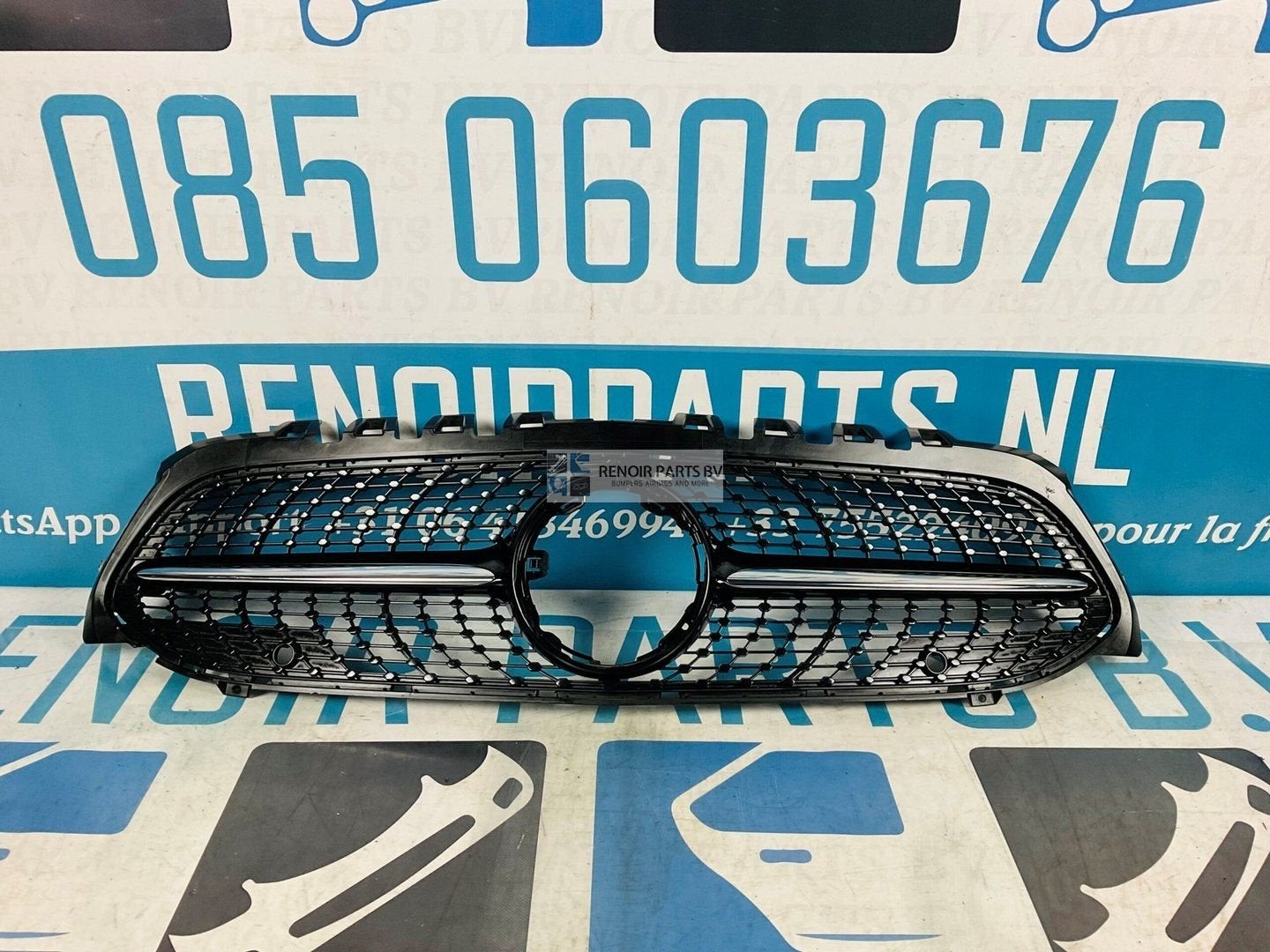 Grill Mercedes CLA W118 A1188880200 Gril 2-B7-6281A, Gebruikt, -, -, Ophalen of Verzenden