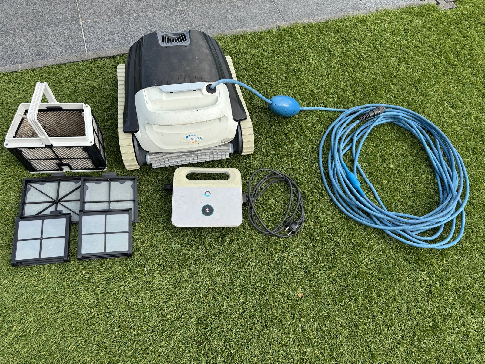 Dolphin Poolstyle E20 zwembadrobot, Ophalen, Gebruikt