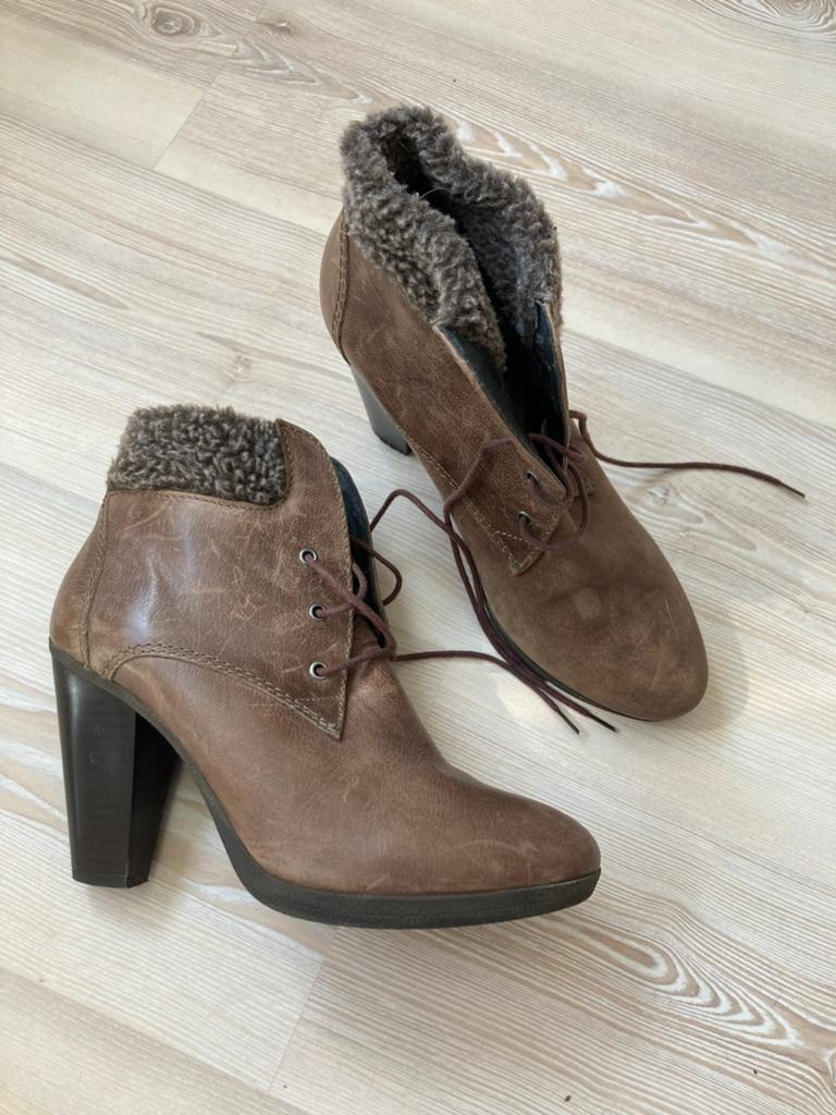 Veterlaarsjes cypres maat 38, Vêtements | Femmes, Chaussures, Enlèvement ou Envoi, Comme neuf, Brun, Boots et Botinnes