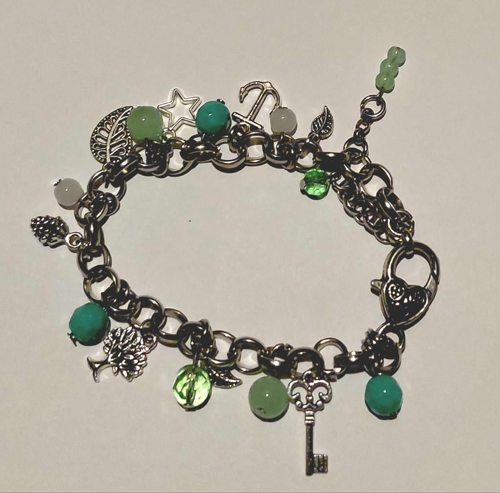 Bedelarmband handgemaakt groen, 18cm + 4,5 cm verlengstuk, Handtassen en Accessoires, Armbanden, Ophalen, Groen, Staal