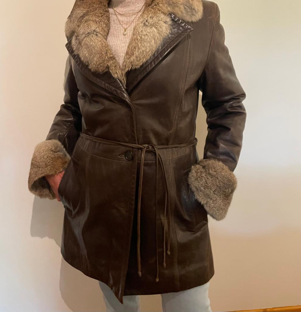 Lederen mantel met bontktaag Enato maat 40, Vêtements | Femmes, Vestes | Hiver, Comme neuf, Taille 38/40 (M), Enlèvement