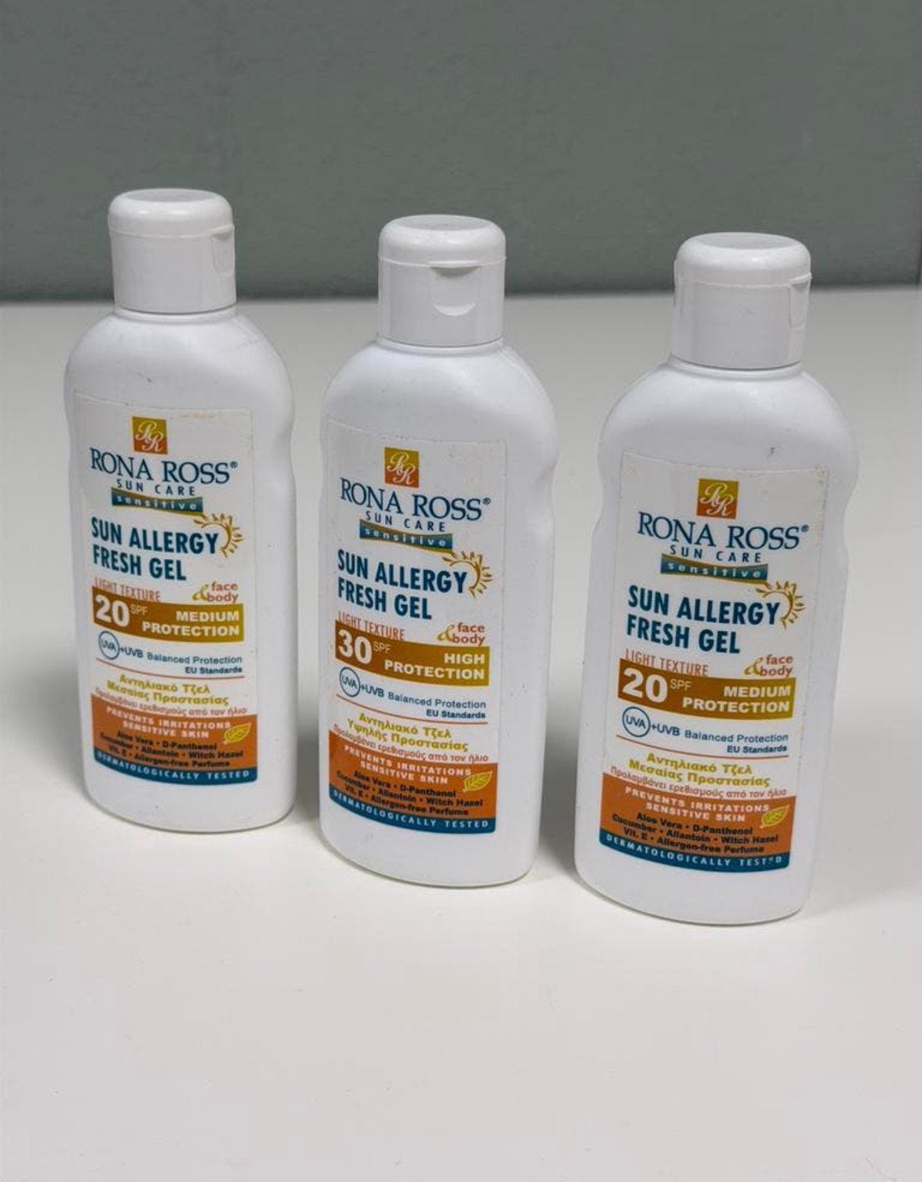Rona Ross Sun Allergy Fresh Gel SPF 20/30 Nieuw Zonnebrand, Handtassen en Accessoires, Uiterlijk | Lichaamsverzorging, Ophalen of Verzenden