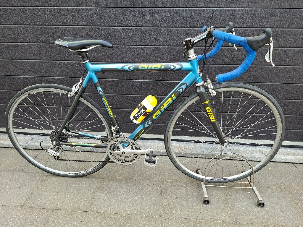 Gibi Spider koersfiets – Columbus frame en Campagnolo groep, Vélos & Vélomoteurs, Vélos | Vélos de course, Enlèvement, Comme neuf