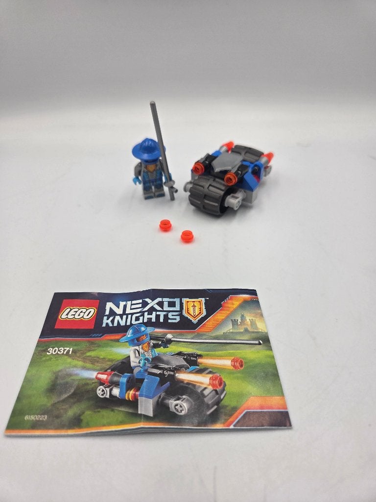 Lego Nexo Knights 30371 Knight's Cycle, Compleet, Lego, Ophalen of Verzenden, Zo goed als nieuw