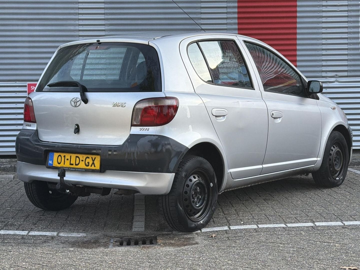 Toyota Yaris 1.0-16V VVT-i YORIN | Trekhaak |, Autos, Argent ou Gris, Achat, Entreprise, Boîte manuelle