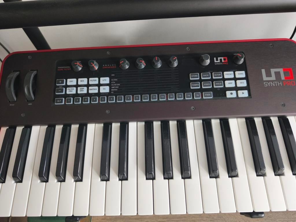 Synth divers, Musique & Instruments, Envoi, Korg