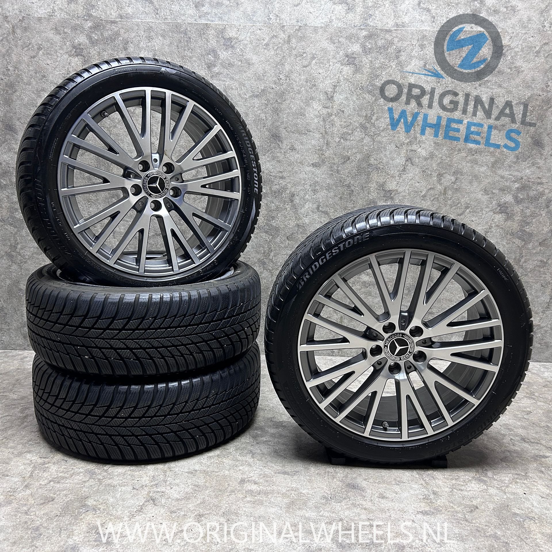 ✅ 18 inch originele velgen + winterbanden MB A B klasse CLA, Autos : Pièces & Accessoires, Pneus et Jantes, Véhicule de tourisme