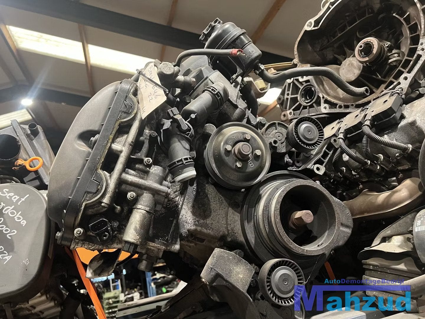 BMW 3 SERIE 320I 2.2 Motorblok motor 226S1, Auto-onderdelen, Petuelring 130
80788  Munich, DE, Gebruikt, Info@bmw.de, BMW