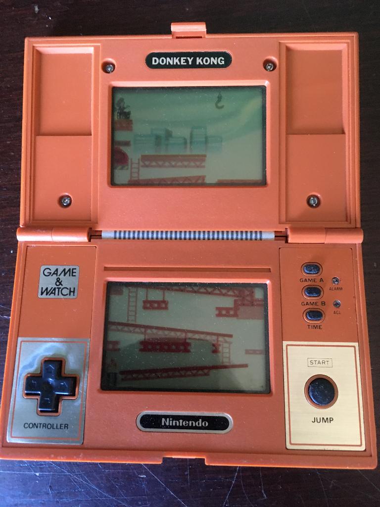 Nintendo Donkey Kong, Games en Spelcomputers, Ophalen