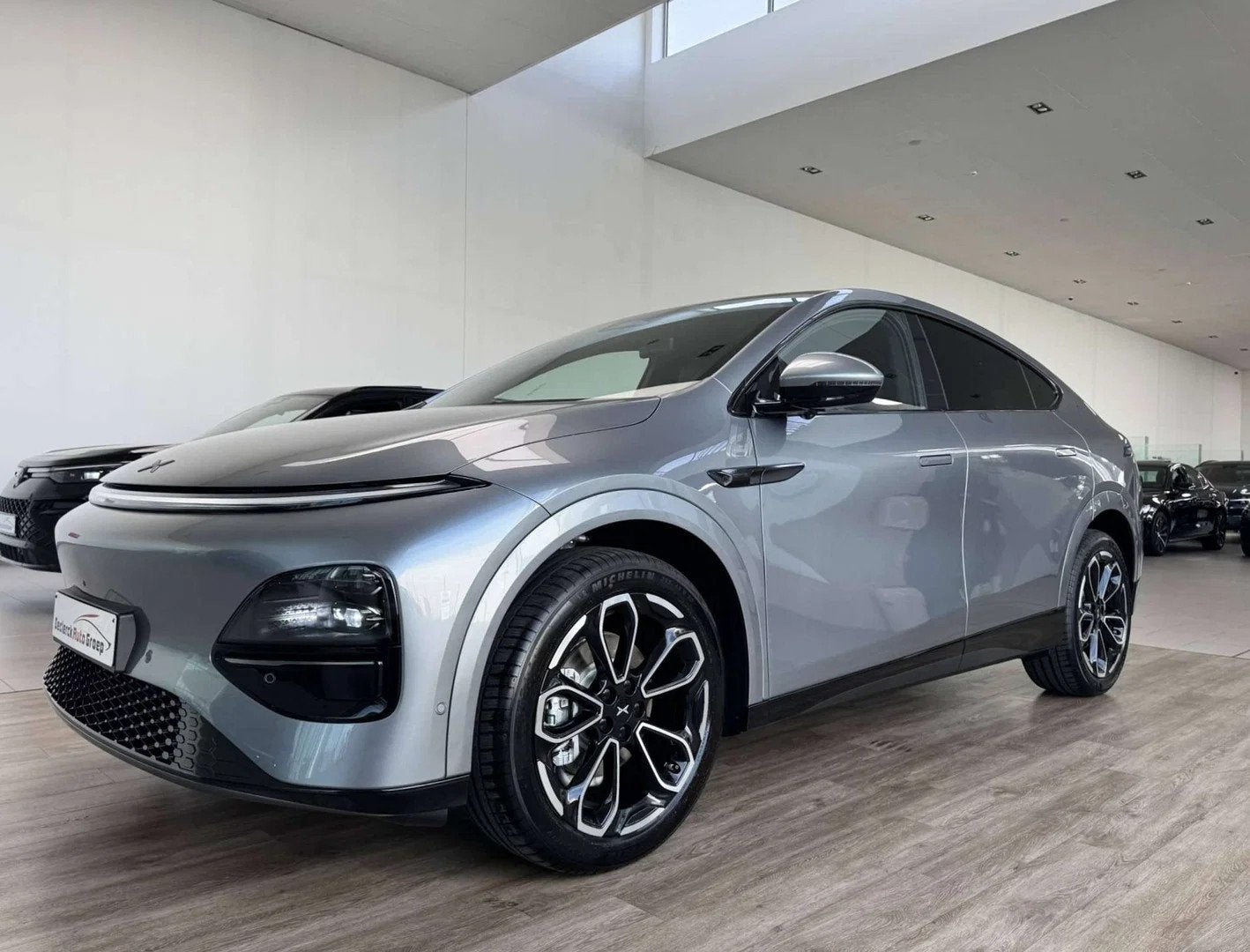 XPENG G6 AWD PERFORMANCE*FULL OPTION*SPLINTERNIEUW*STOCKWAGE, Autos, Argent ou Gris, 5 portes, 358 kW, 5 places