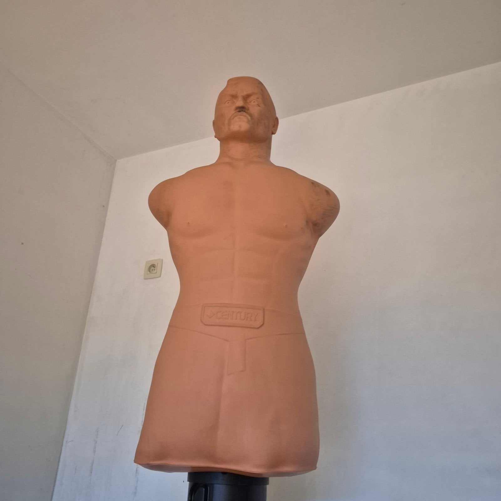mannequin de frappe, Ophalen