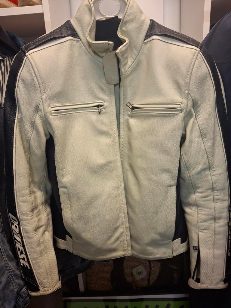 Veste moto femme, Ophalen