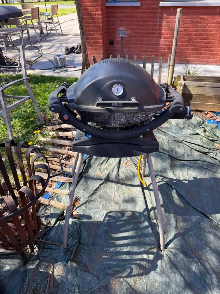 Weber Q barbecue gaz a restaurer, Ophalen, Gebruikt