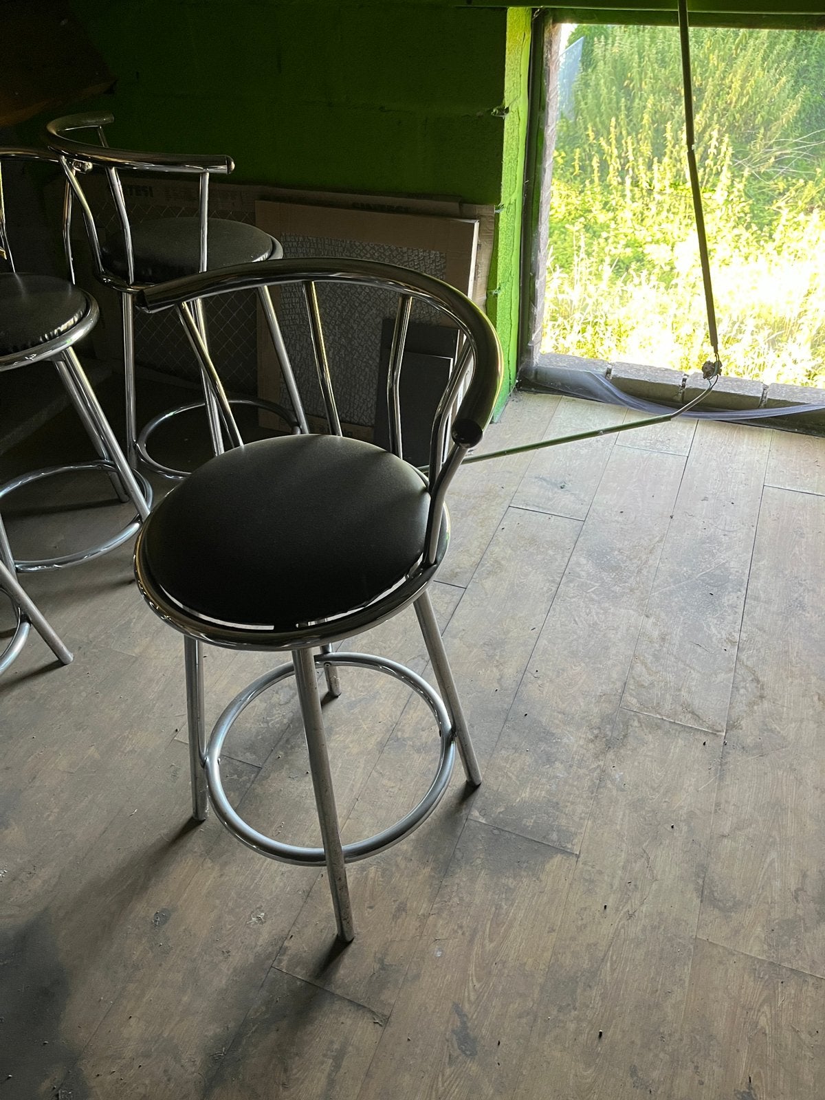 Gratis metalen barstoelen, Huis en Inrichting, Ophalen, Zo goed als nieuw