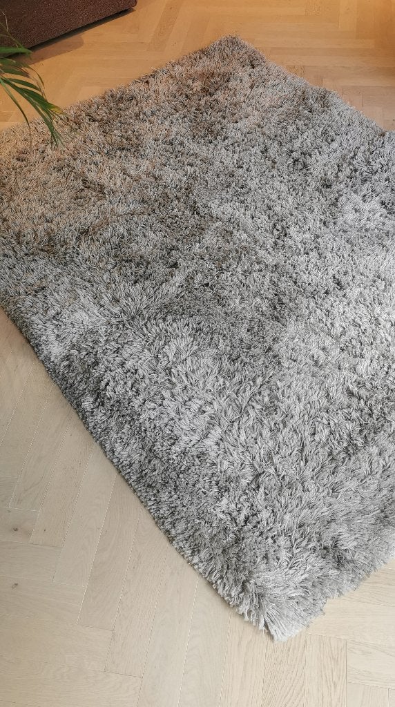 Hoogpolig tapijt, Maison & Meubles, Ameublement | Tapis & Moquettes, Enlèvement, Comme neuf, Gris, Rectangulaire