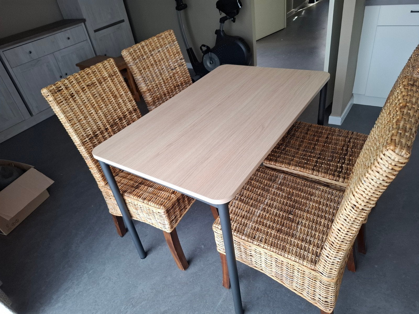 table de cuisine, Enlèvement, Neuf