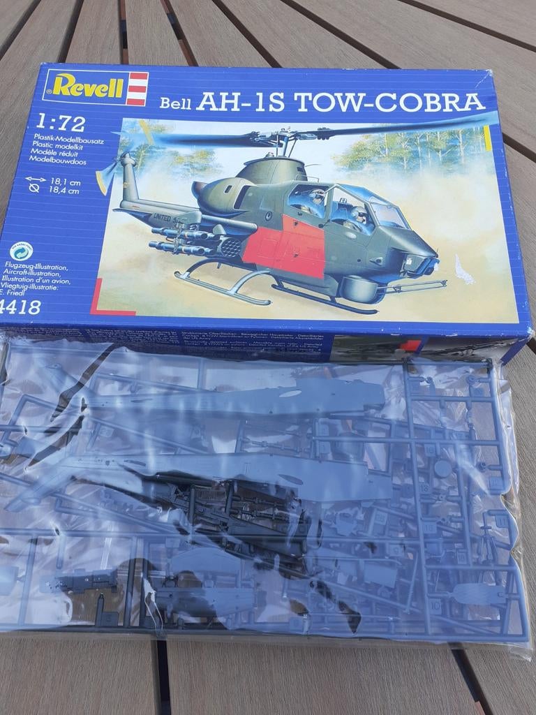 Revell modelhelicopter, Ophalen, Revell