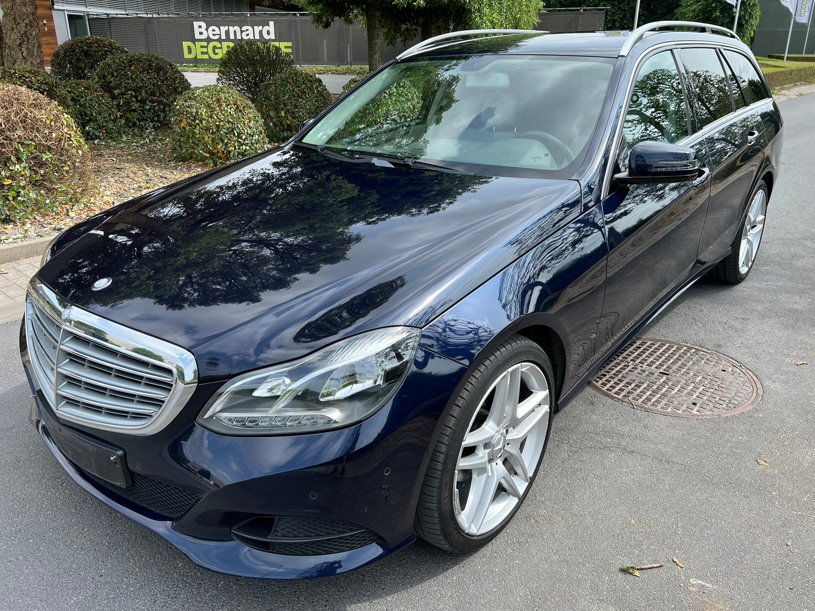 Mercedes-Benz E200/Automaat/Trekhaak, Auto's, Automaat, Euro 5, Particulier, Te koop