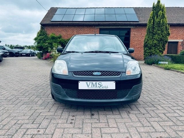 Ford Fiesta 1.3 Benzine * Garantie * Airco *, Auto's, Ford, 1299 cc, Stof, Zwart, 4 cilinders