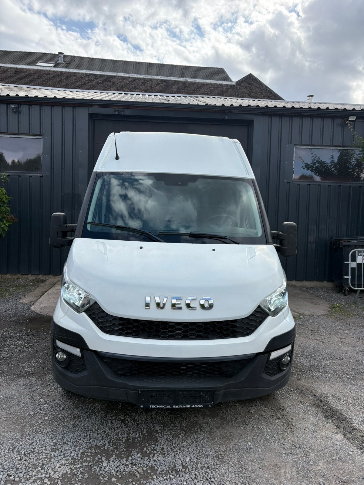 Iveco Daily 35C15D 3.0 Turbo WG, Cuir, Euro 5, Ordinateur de bord, Entreprise