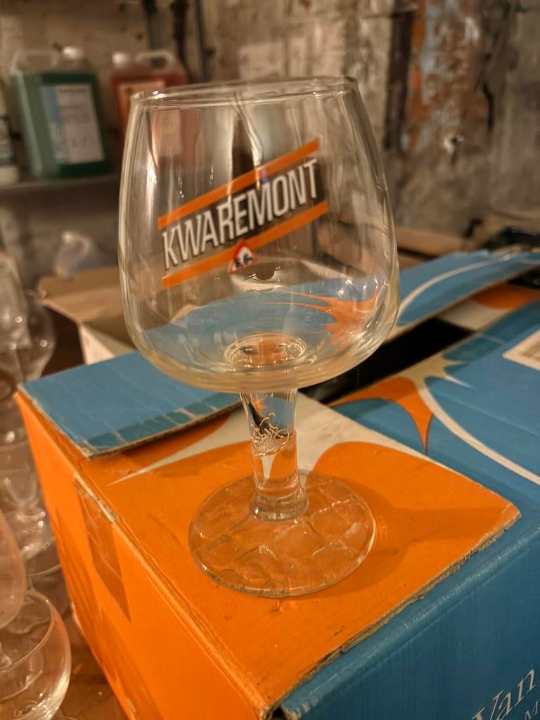 Kwaremont bierglazen, Ophalen, Zo goed als nieuw, Bierglas