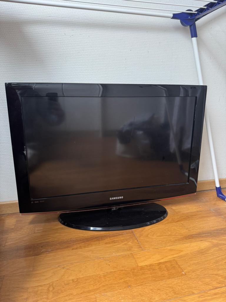Samsung televisie – werkt perfect – zonder afstandsbediening, Audio, Tv en Foto, Ophalen, Zo goed als nieuw, Samsung