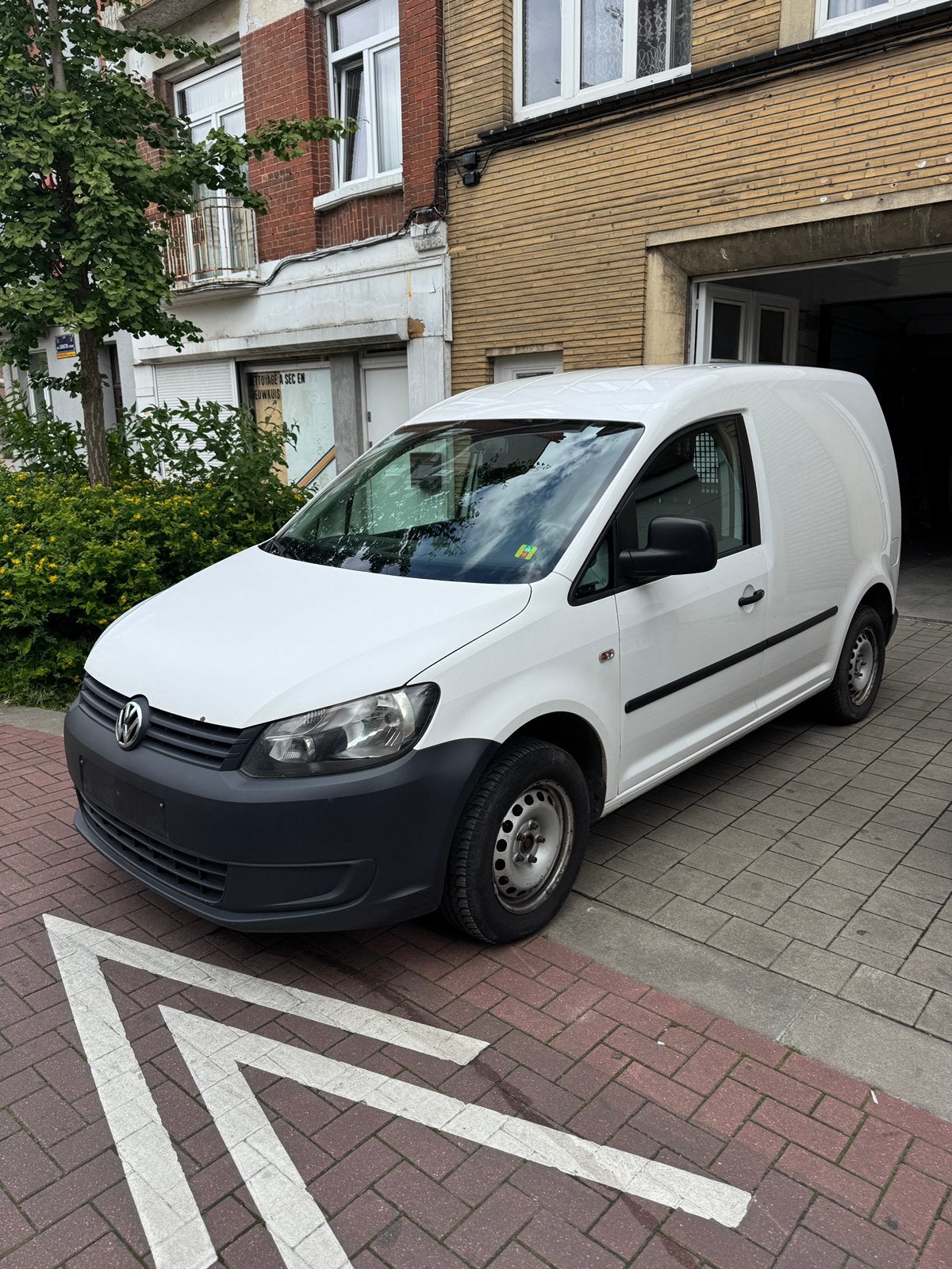 VW Caddy 1.6 TDI 75pk 2011 etat impeccable, Autos, Euro 5, Entreprise, 2 places, Entretenue par le concessionnaire