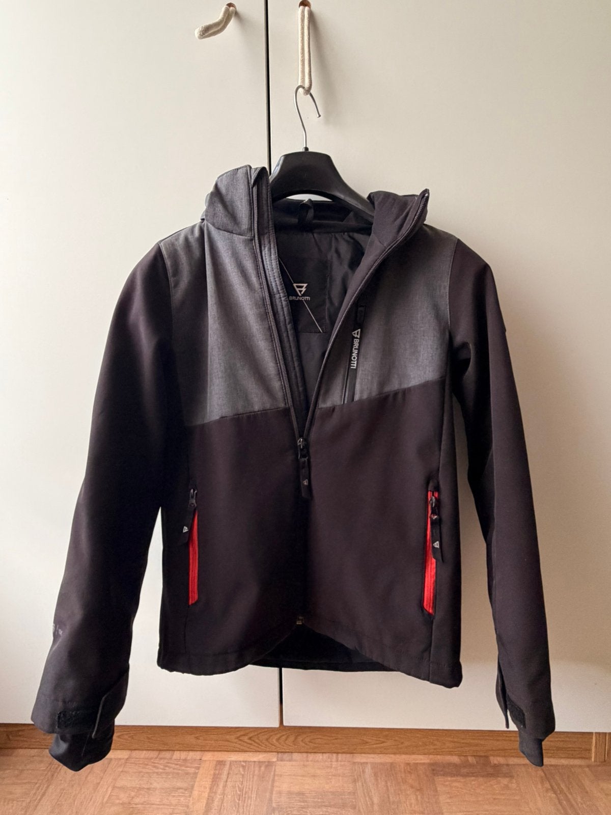 Winterjas of ski-jas maat 140 unisex, Ophalen of Verzenden, Zo goed als nieuw, Meerkleurig