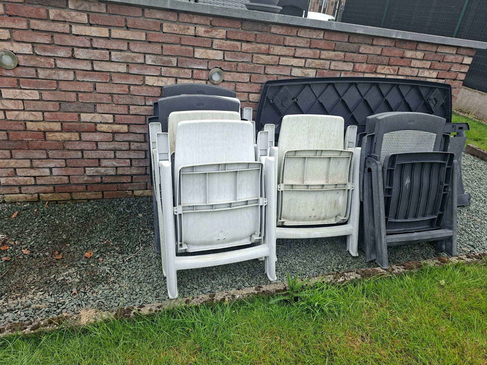 Tuintafels en tuinstoelen, Ophalen