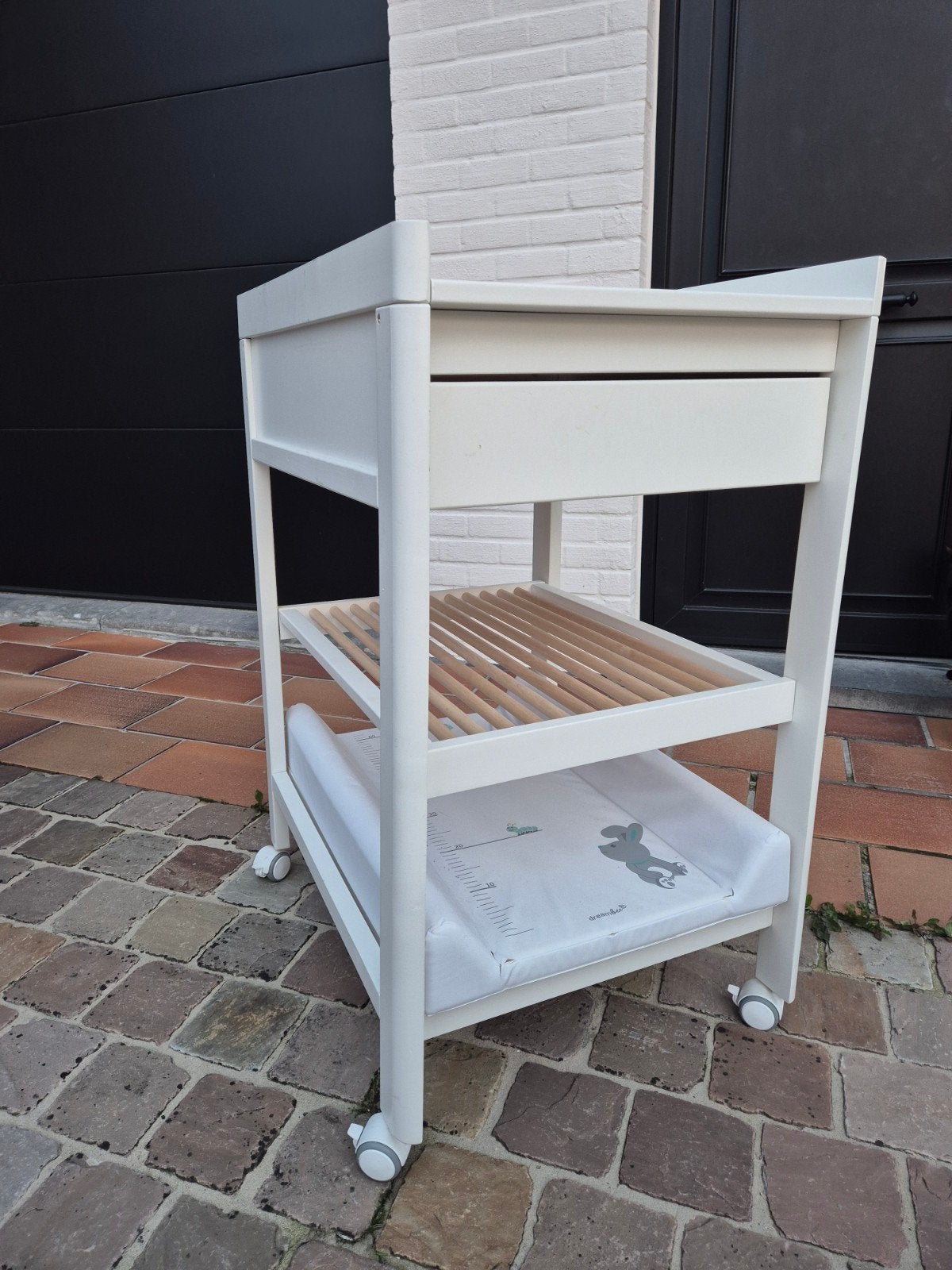 Verzorgingstafel / luiertafel, Enlèvement, Utilisé