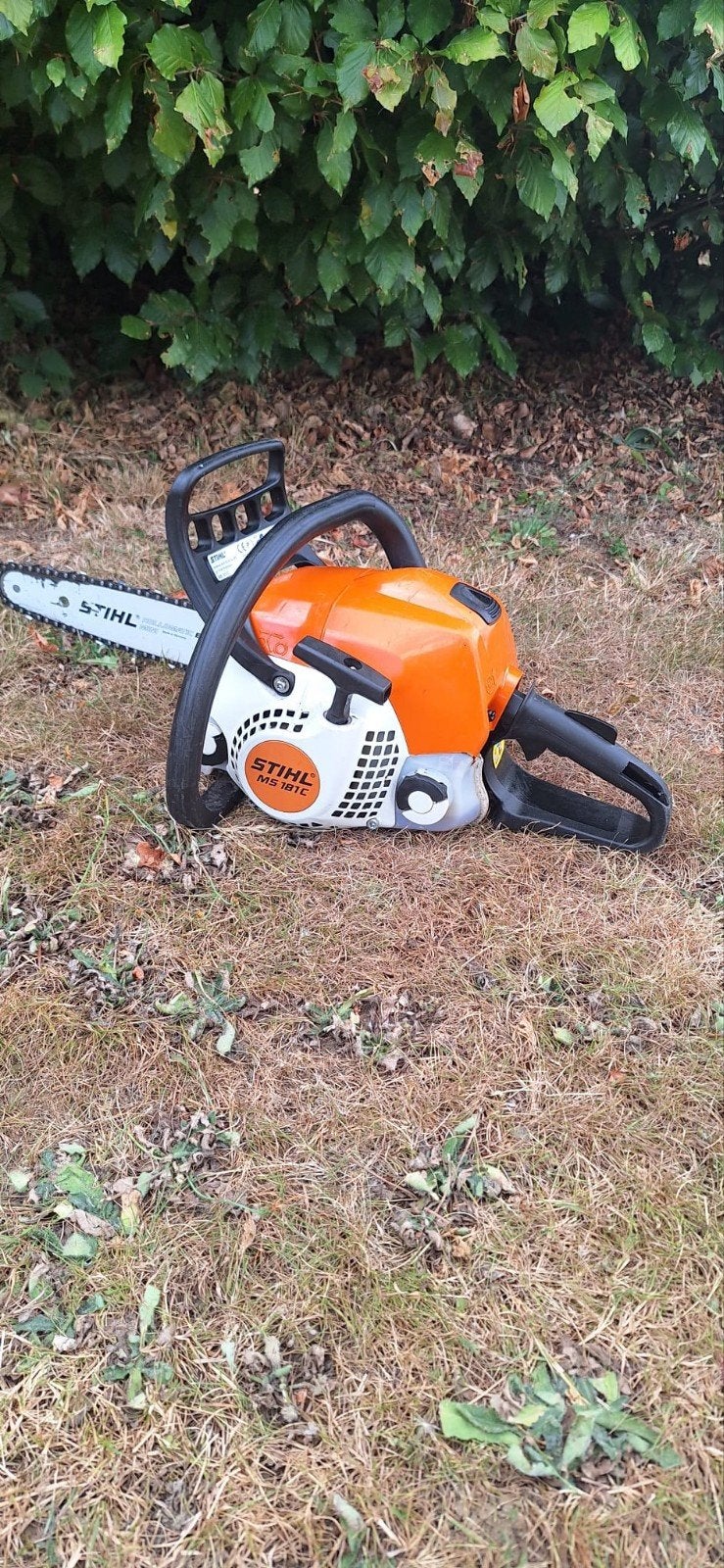 Tronçonneuse STIHL MS 181C, Enlèvement