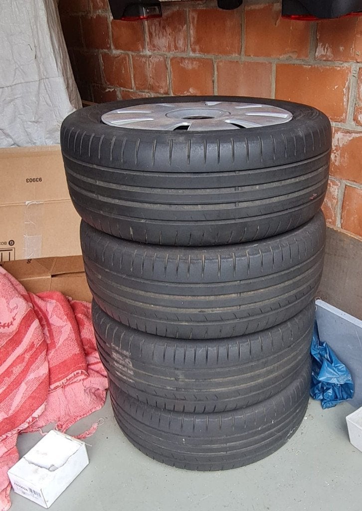 Zomerbanden op velg, Auto-onderdelen, Banden en Velgen, Ophalen, 16 inch, Band(en), Personenwagen
