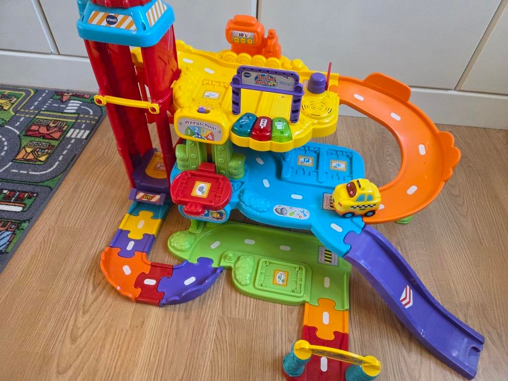 Vtech toet toet auto's garage, Ophalen, Gebruikt, 6 maanden tot 2 jaar