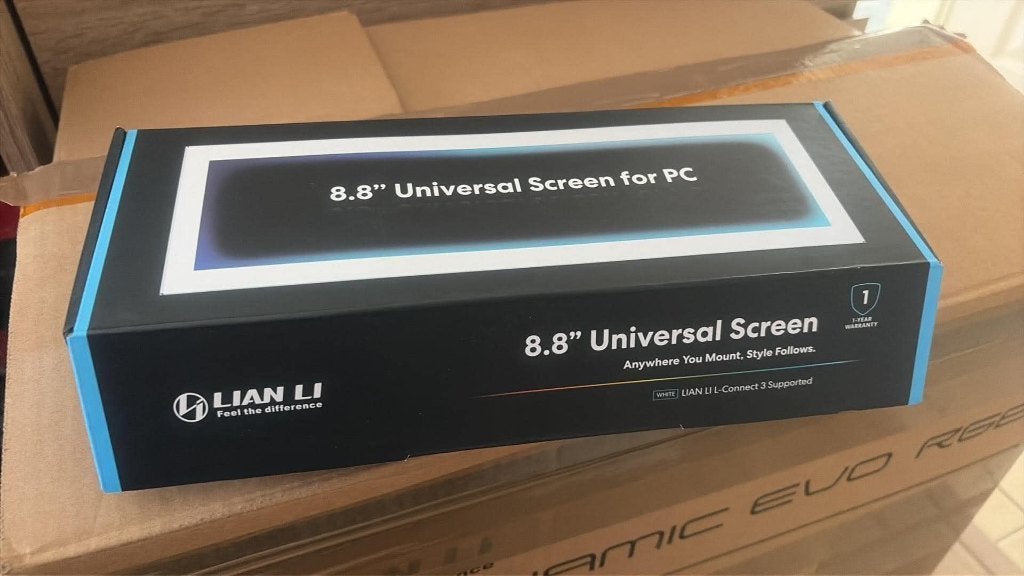 Ecran LCD Lian Li, Computers en Software, Computerbehuizingen, Ophalen, Nieuw