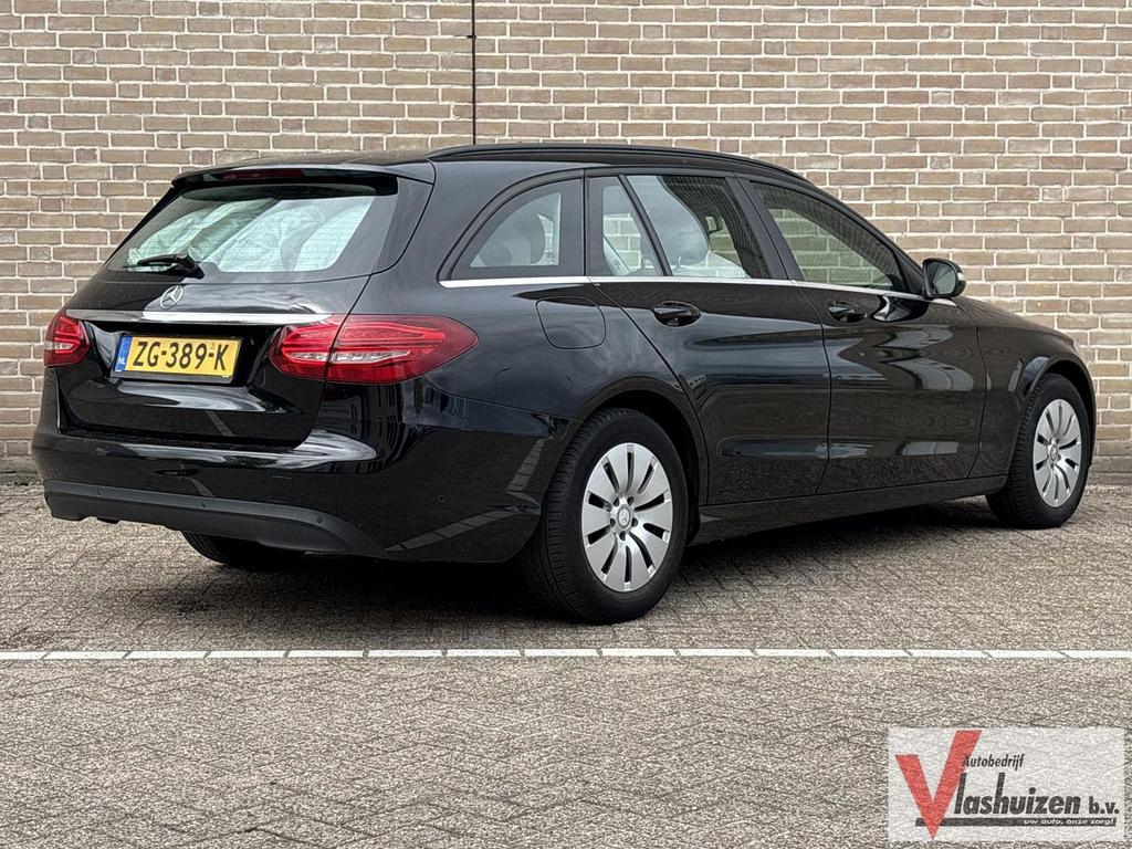 Mercedes-Benz C 180 Estate CDI | Stoelverwarming | Climate |, Auto's, Mercedes-Benz, 109 g/km, Zwart, C-Klasse, Te koop