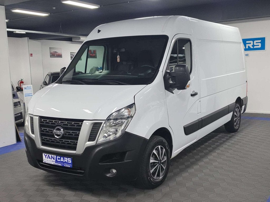 Nissan NV400 2.3 dCi L2H2 * CAMERA + CRUISE CONTROL + CLIM *, Auto's, Bestelwagens en Lichte vracht, Voorwielaandrijving, 4 cilinders