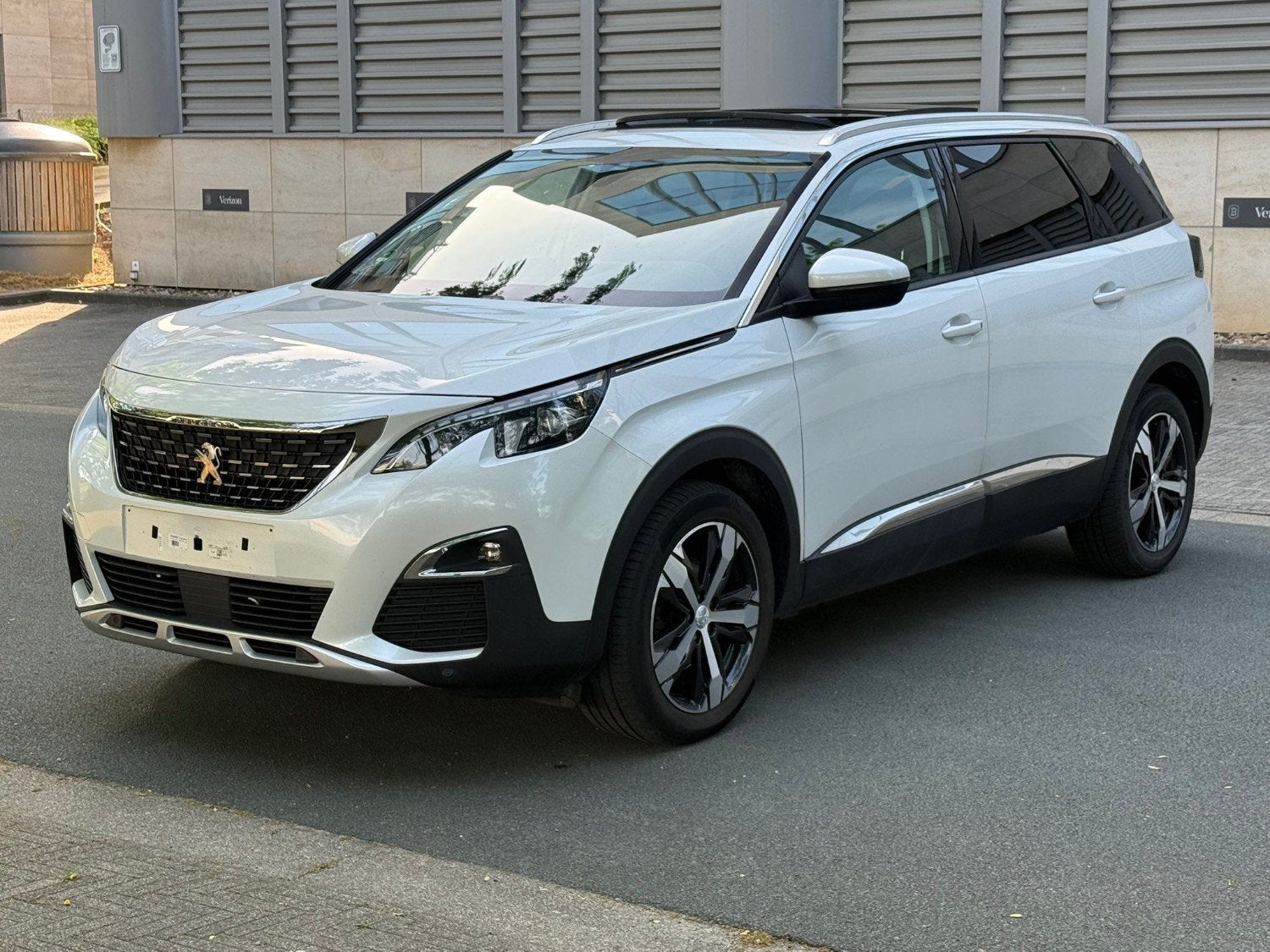 Peugeot 5008/1.2i/2019, Achat, 6 portes, Euro 6, Entreprise
