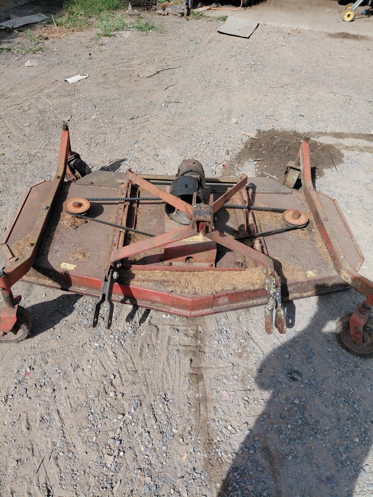 tondeuse 1m80 pour pièces, Articles professionnels, Agriculture | Outils, Enlèvement