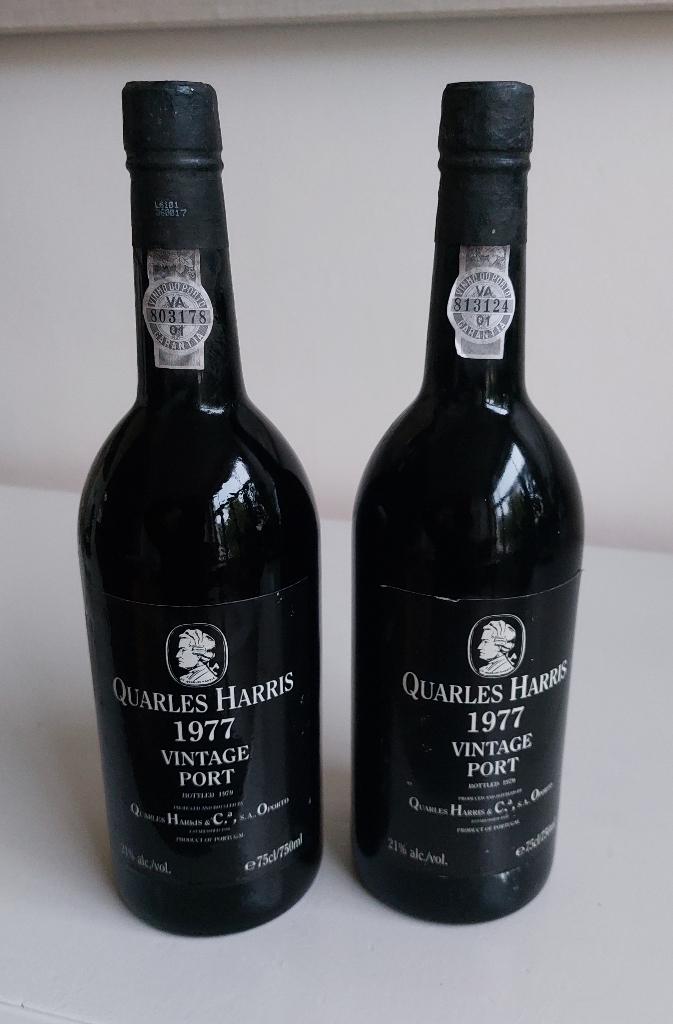 1977 Vintage Port Quarles Harris (Alto Douro, Portugal), Collections, Neuf, Enlèvement ou Envoi, Pleine, Porto
