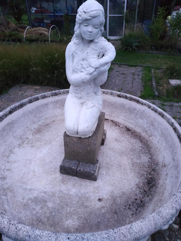 Tuinbeeld of fontein in prima staat, Ophalen