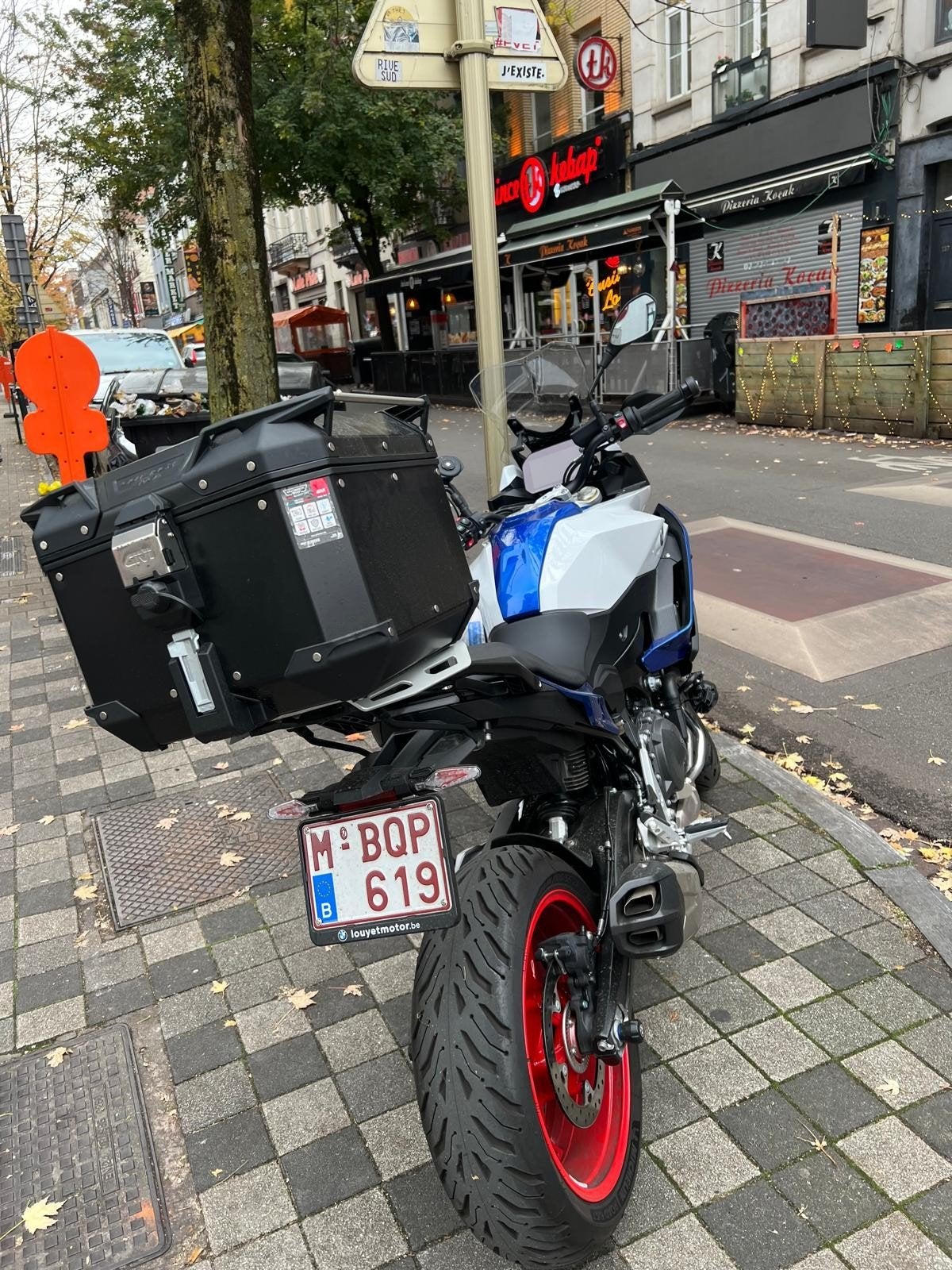 Vend ma moto bmw f900, Motos, Tourisme, Occasion, Particulier, 900 cm³