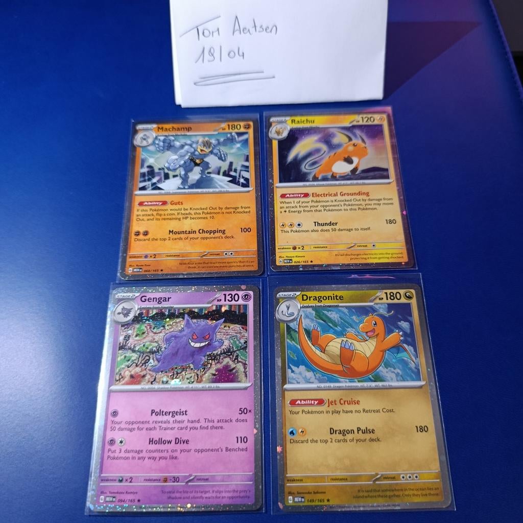 Pokémon 151 Cosmos Holo Promo Set – Sam’s Club Exclusive (US, Ophalen of Verzenden