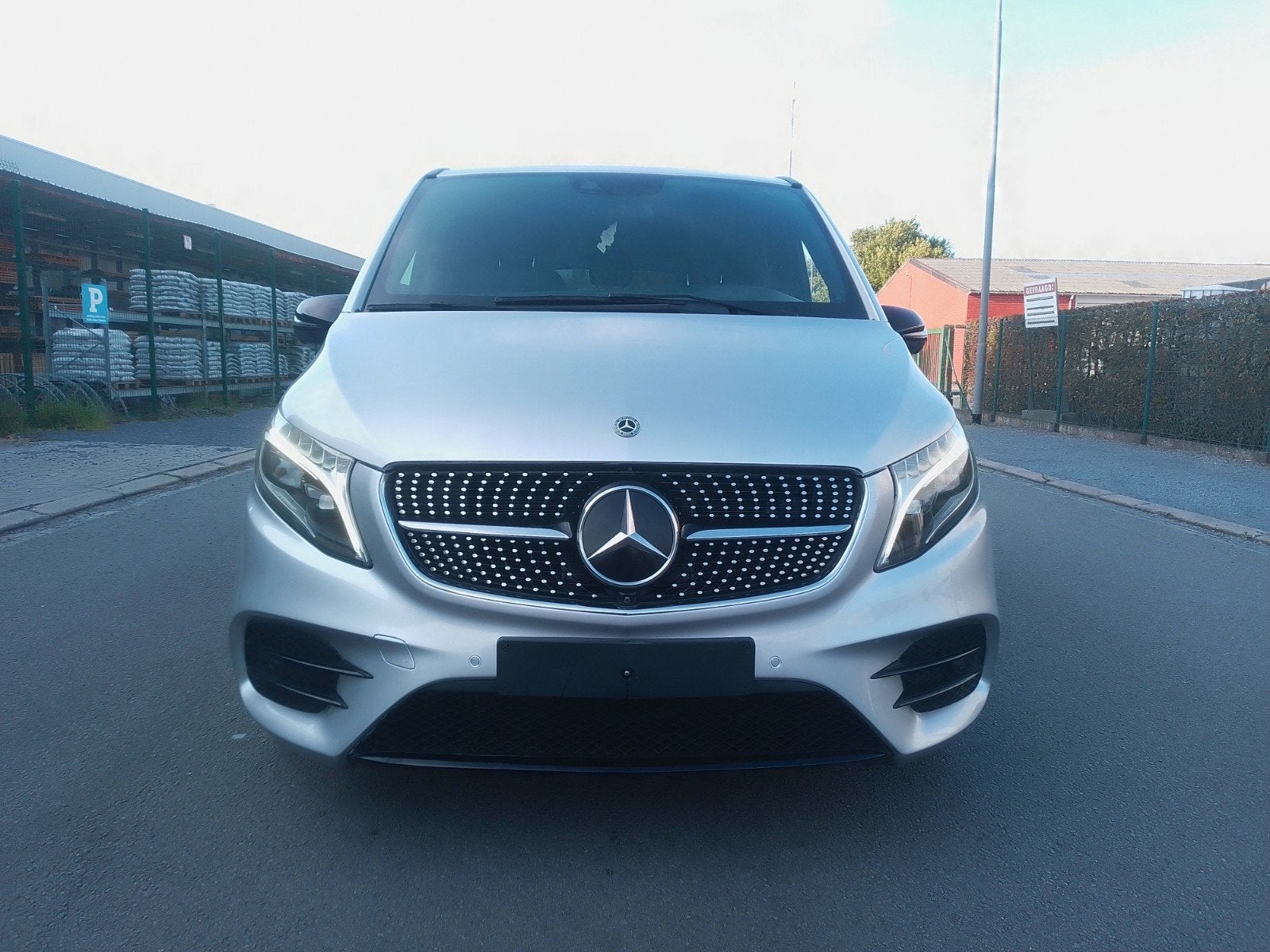 Mercedes V300.4 matic amg pack, Auto's, Automaat, Zwart, Leder, Particulier