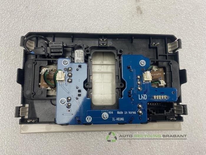 Eclairage intérieur avant d'un Volkswagen Golf, Volkswagen, -, 3 mois de garantie, Utilisé