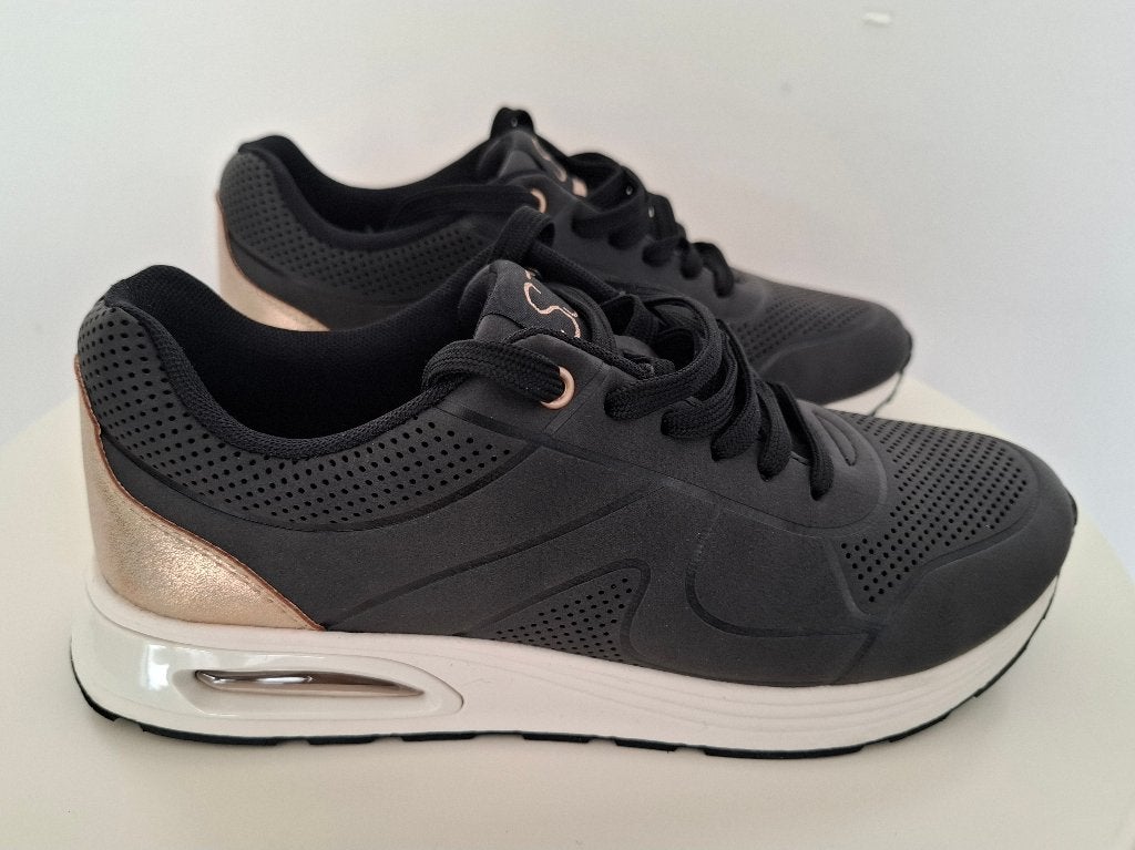 Damessneakers Safety Jogger - Mt 39 ( als Nieuw ), Kleding | Dames, Schoenen, Ophalen of Verzenden, Nieuw, Sneakers
