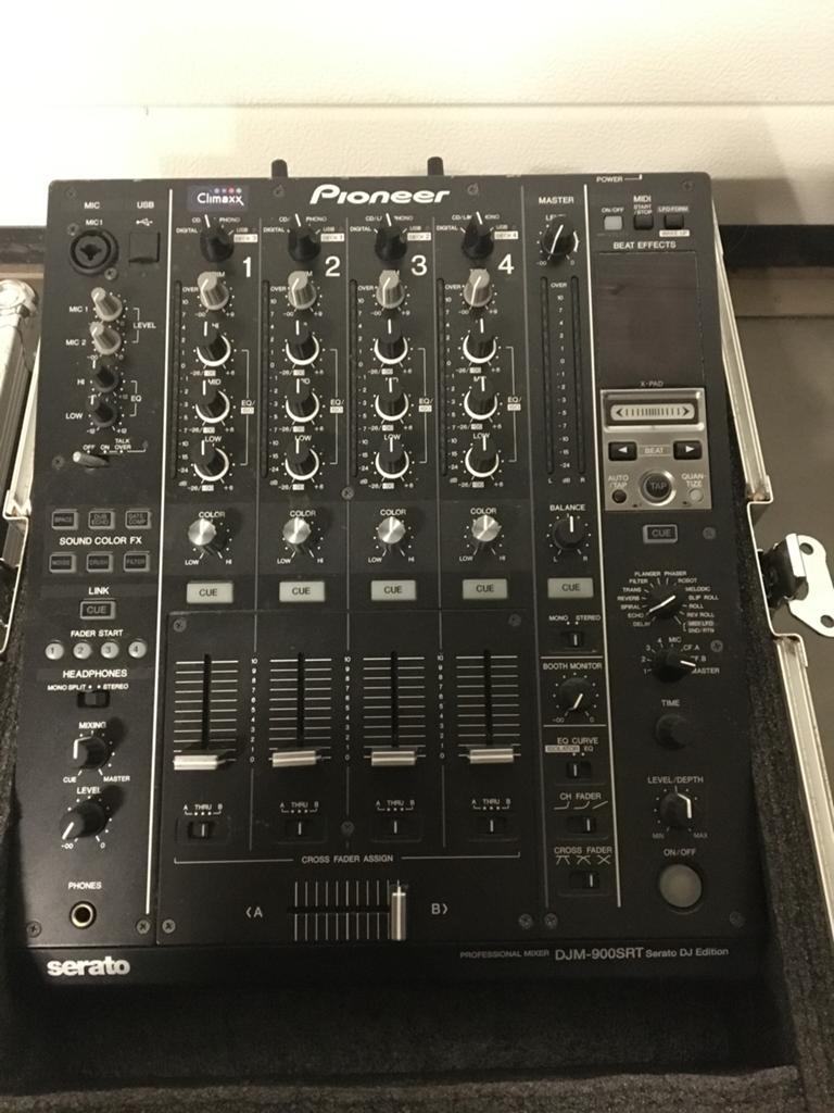Pioneer DJM 900 SRT in case, Muziek en Instrumenten, Ophalen, Gebruikt, Minder dan 5 kanalen, Microfooningang