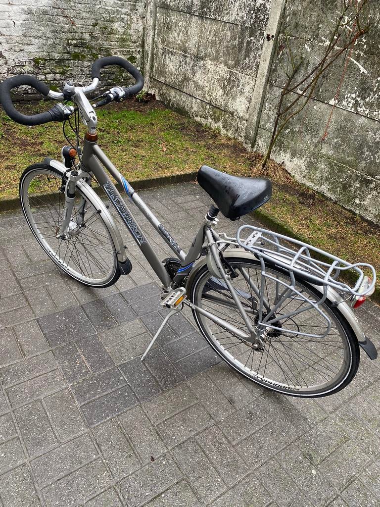 THOMPSON DAMES👩🏻‍🦰FIETS IN TOP 👌STAAT, Fietsen en Brommers, Ophalen, Zo goed als nieuw, Versnellingen
