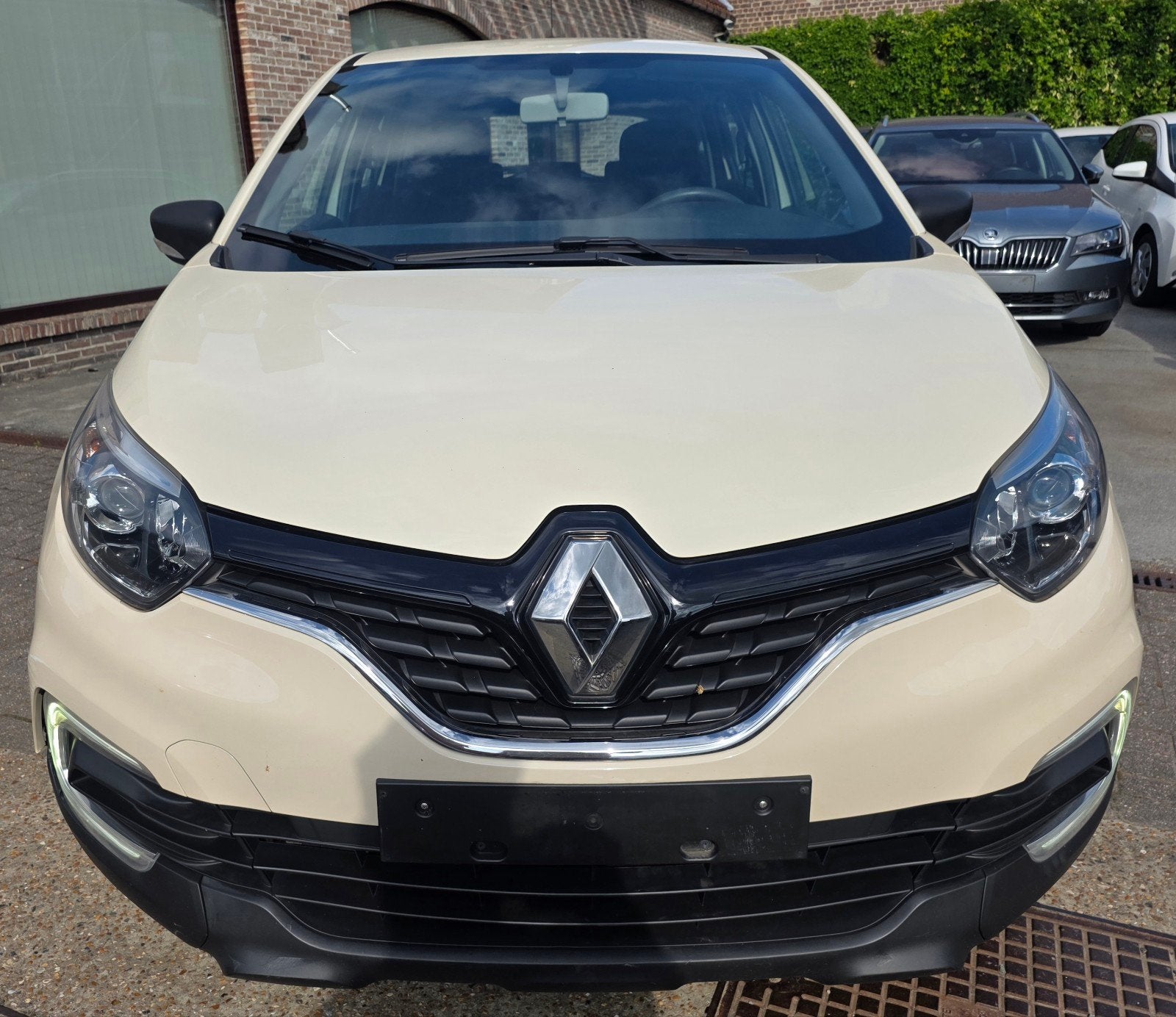 Renault Captur 0.9tce Euro 6b, Auto's, Voorwielaandrijving, Stof, Beige, Bedrijf